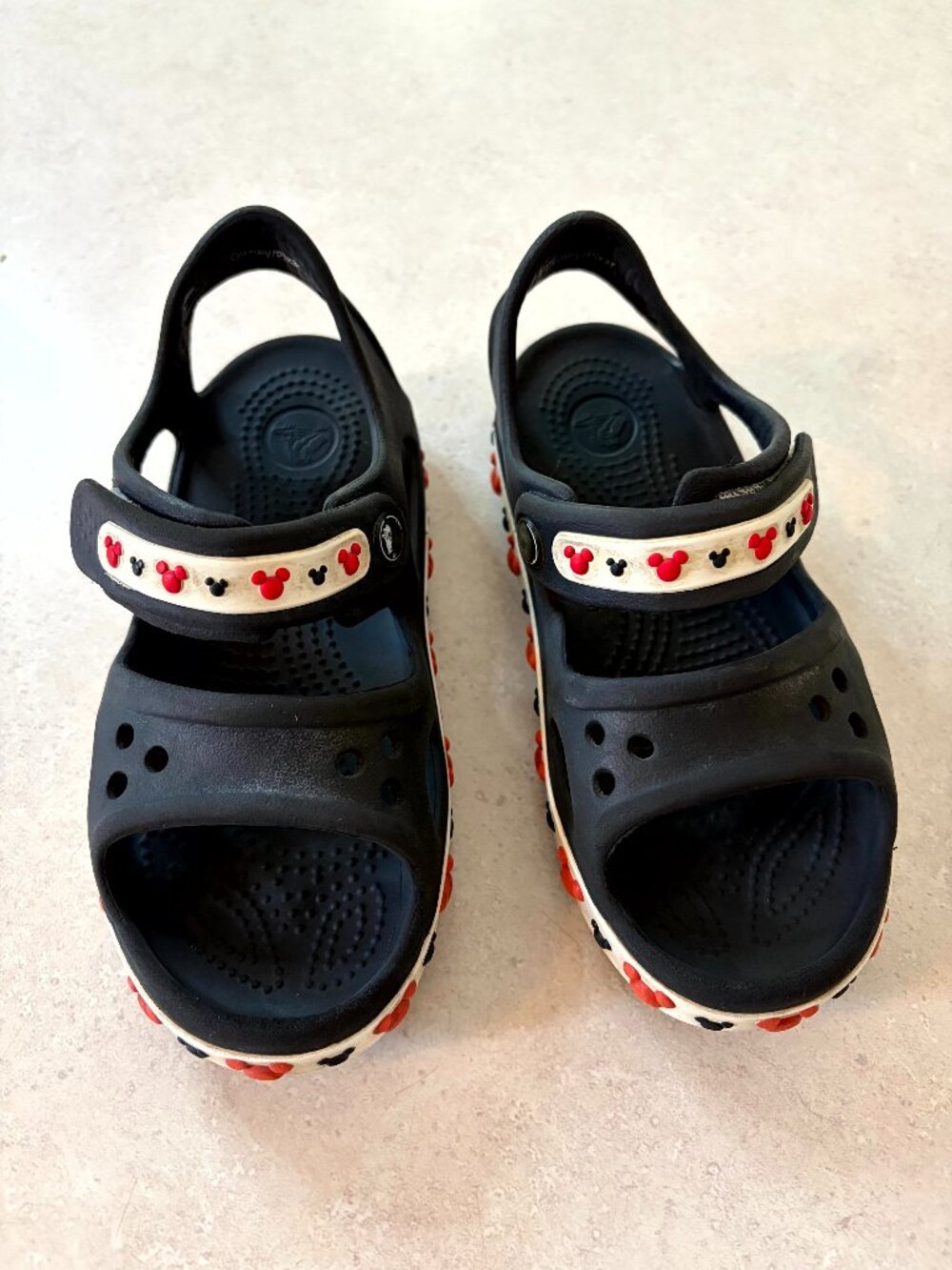 CROCS  Crocband II Sandal Size c 11 Black Disney Mickey Mouse Adjustable Strap
